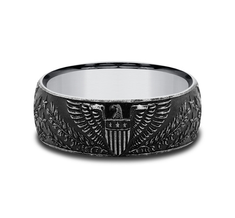 Ring THE EAGLE CREST