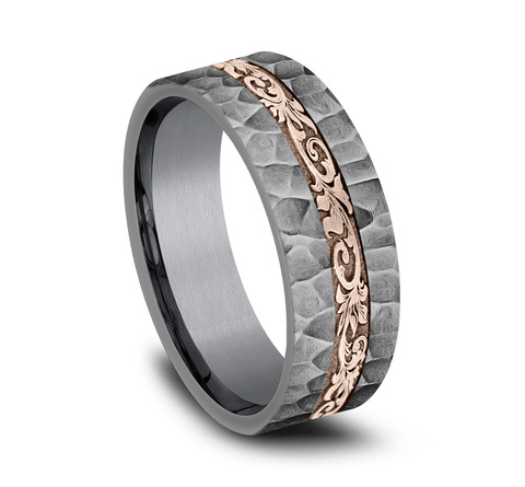 Ring THE MAJESTY