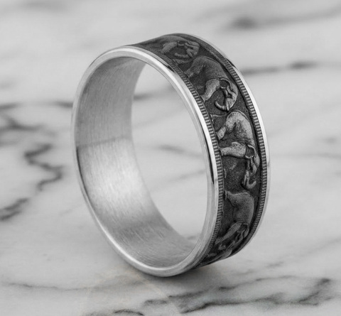 Ring THE OLIFANT