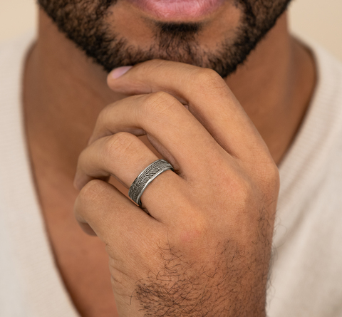Ring THE FALCON